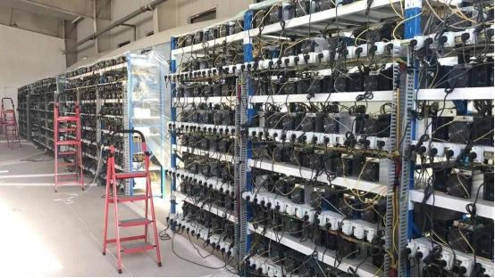 Bitcoin Mining Farm with Power Optimization